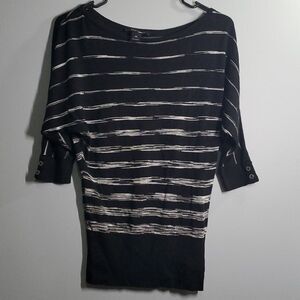 White House Black Market sweater women's size xs x-small black white 100…